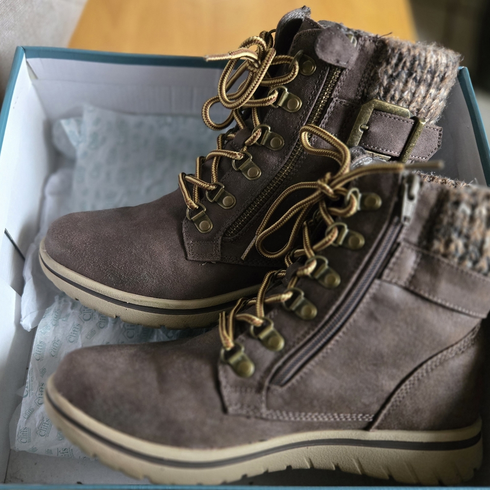 Cliffs by WHITE MOUNTAIN Brown Knit Cuff Combat Boots